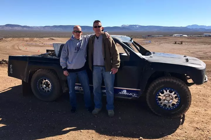 Off Road Racing: 7 Laps