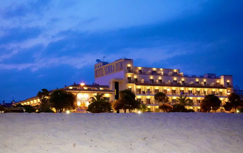 ✈ COSTA BARCELONA | Malgrat de Mar - Hotel Ibersol Sorra d'Or 3*, 3...