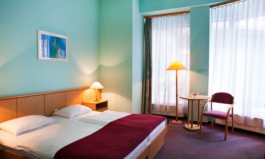 Image 4: ✈ HUNGARY | Budapest - City Hotel Pilvax 3* - City centre