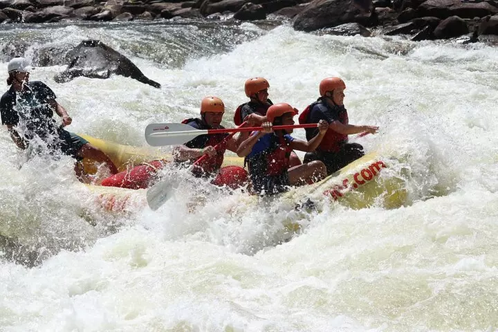 Middle Ocoee Whitewater Rafting near Chattanooga, TN