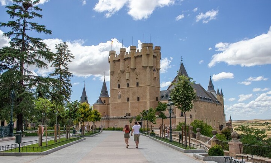 Image 11: Toledo, Segovia y Ávila desde Madrid con Entradas y Almuerzo