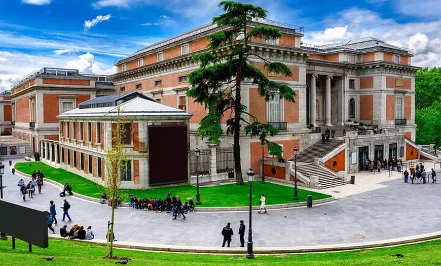 Image 1: Entrada al Museo del Prado y audioguía autoguiada