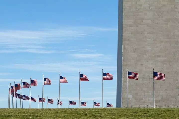 Washington DC Night-Time City Tour with Visit to Mount Vernon