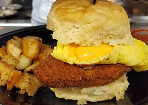 5% Cash Back at Riverbound Cafe