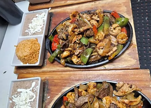 5% Cash Back at Dos Sabores