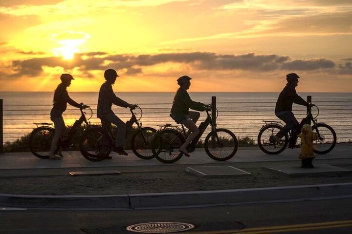 Luxury Guided Electric Bike Tour to Downtown Encinitas