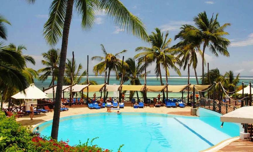 Image 3: ✈ KENYA | Mombasa - Voyager Beach Resort 4* - Tout inclus