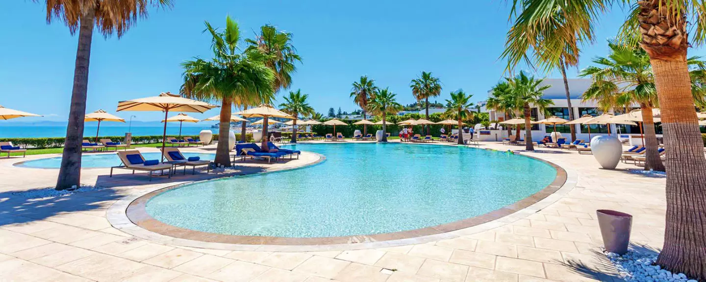 ✈ TUNISIE | Gammarth - Mövenpick Hotel Gammarth 5* - Piscine - Primary Image