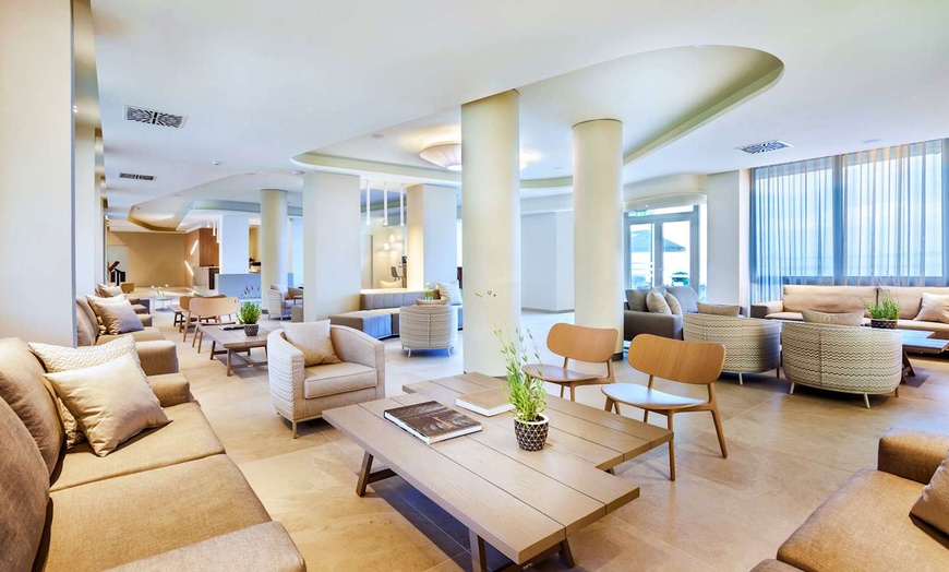 Image 14: ✈ THESSALONIKI UND UMGEBUNG | Kalithea - Ammon Zeus Luxury Beach Ho...