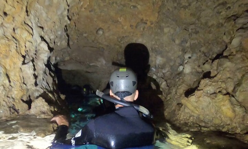 Image 8: Alcudia Coasteering con Saltos Escalada y Cuevas
