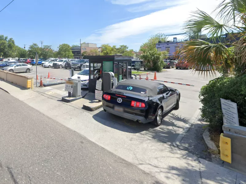 Parking at Church & Carriage Lot - Primary Image