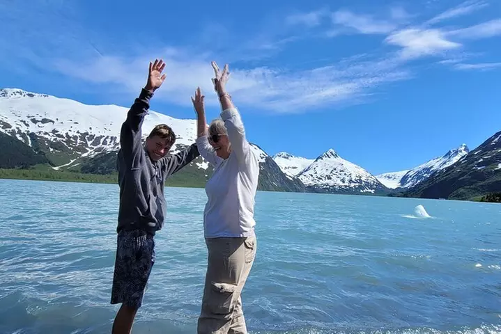 Wilderness, Wildlife, Glacier Experience from Anchorage