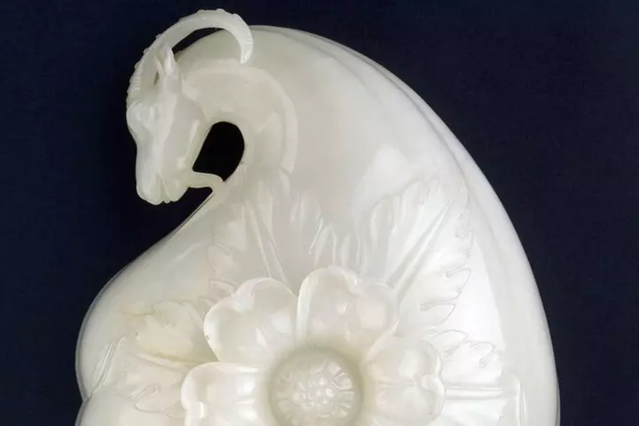 Private Guided Tour of The Victoria and Albert Museum - 3 Hour