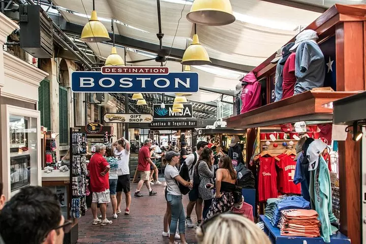 Boston Historic Taverns Tour with Tastings and Ferry
