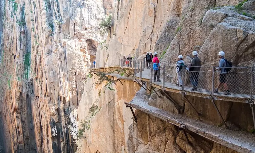 Image 7: Desde Málaga: Bus Ida/Vuelta Caminito del Rey + Tour Guía Oficial