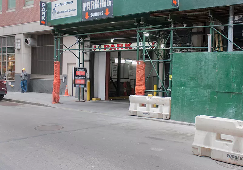 Parking at iPark - Gold/Pearl Parking Garage