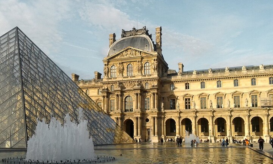 Image 1: Billet pour le musée du Louvre et croisière facultative sur la Seine