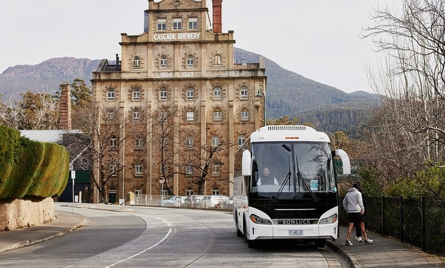 Image 5: Hobart City Sightseeing Tour including MONA Admission