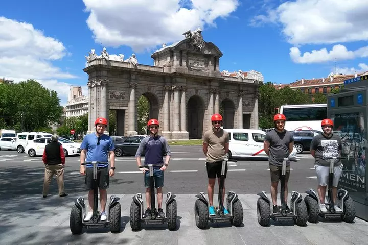 Tour Privado en Segway por el Centro Histórico de Madrid