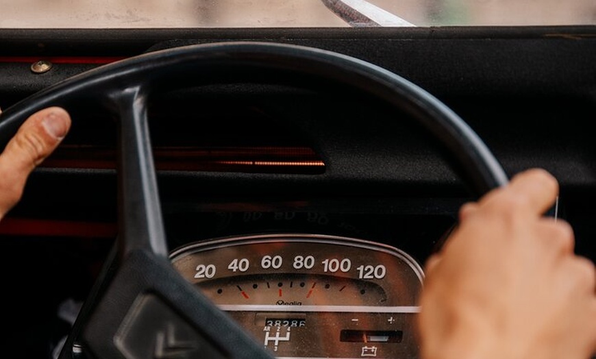 Image 13: Circuit Privé d'une Heure et Demie à Paris en Citroën Classique