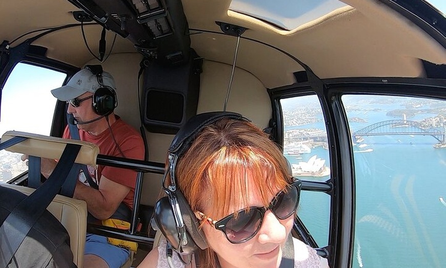 Image 4: Private Helicopter Flight Over Sydney & Beaches for 2 or 3 people -...