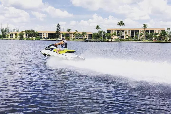 Fort Myers Beach "Free-Range" Jetski Rental
