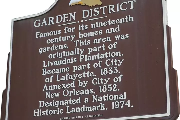 New Orleans City and Cemetery 2-Hour Bus Tour