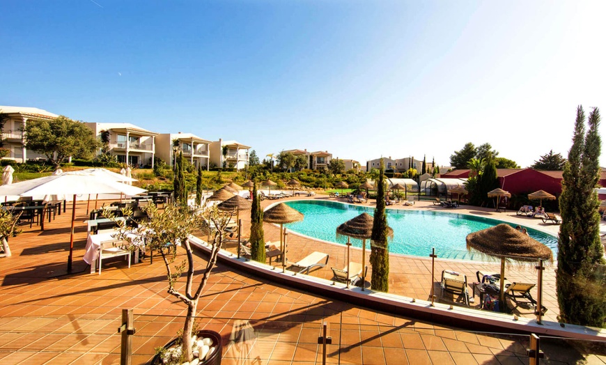 Image 13: ✈ ALGARVE | Carvoeira - Agua Hotels Vale Da Lapa 5* - Piscine extér...