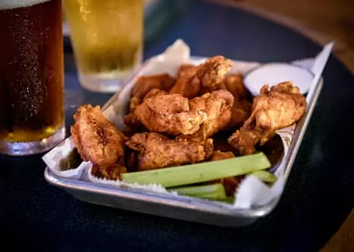 5% Cash Back at O'Loughlin's Restaurant