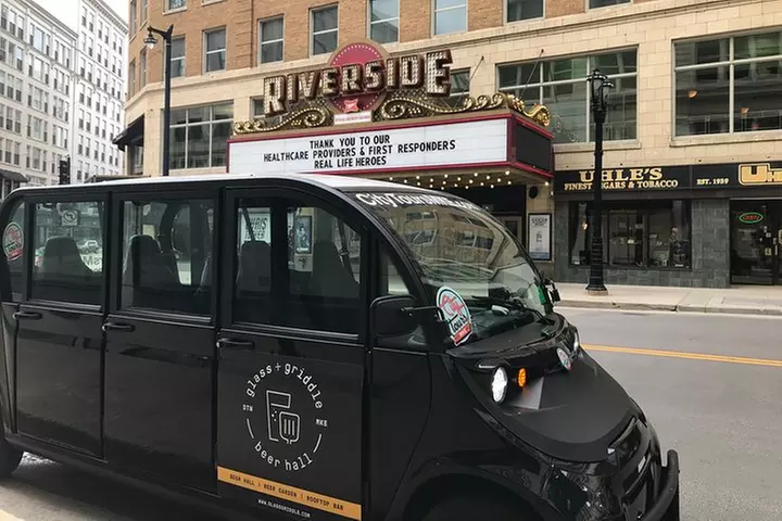 Discover Iconic Milwaukee Tour
