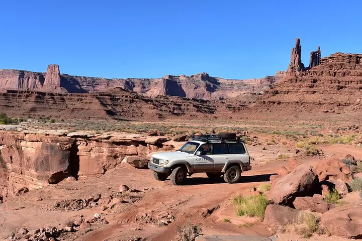 Arches and Canyonlands 4X4 Adventure from Moab