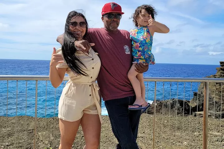 Byodo In Temple, Waimea Botanical Garden-Waterfall: Includes Fees