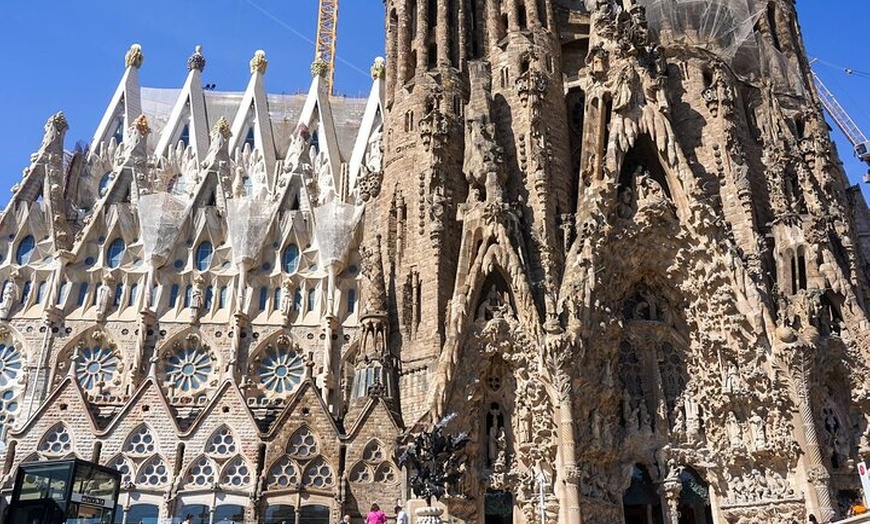 Image 11: Recorrido guiado rápido por la Sagrada Familia