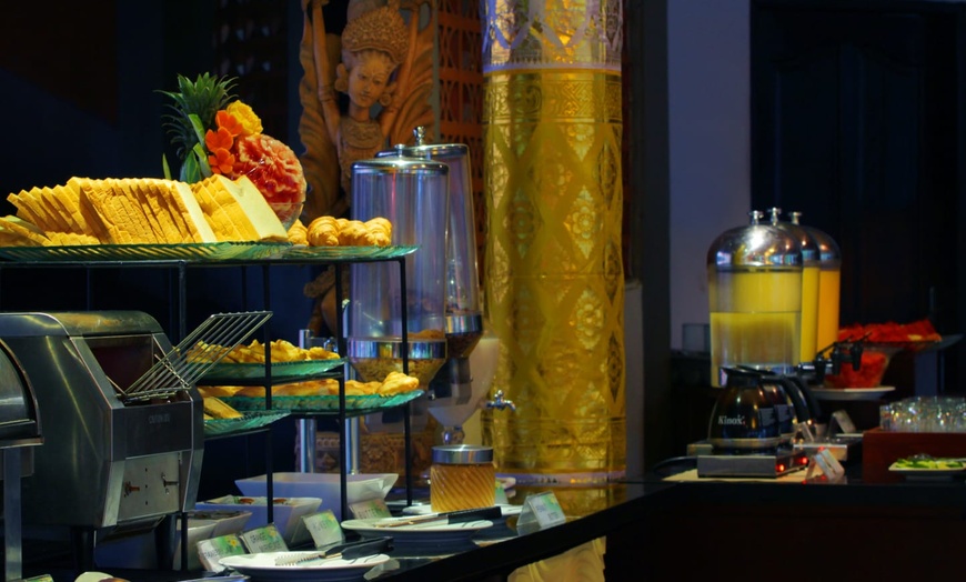 Image 7: ✈ BALI | Kuta - Adi Dharma Hotel Kuta 4*, 6 nuit - Piscine extérieure