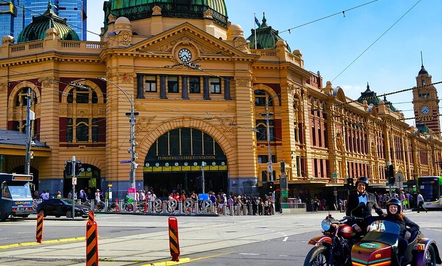 Image 4: Awesome Motorcycle Sidecar Sightseeing Melbourne