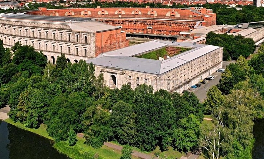 Image 3: Nürnberg VIP Tour zu den NAZI Monumenten + Nürnberger Prozesse