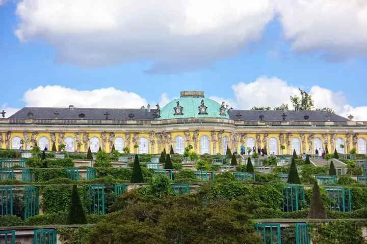 Private Potsdam Tour: Paläste, Parks und Geschichte - Second Medium