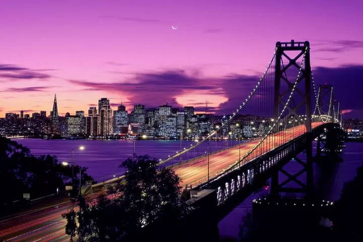 San Francisco: Hop-On Hop-Off Deluxe Bus Tour with 20 Stops