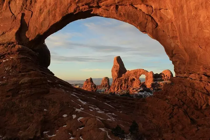 Arches and Canyonlands 4X4 Adventure from Moab