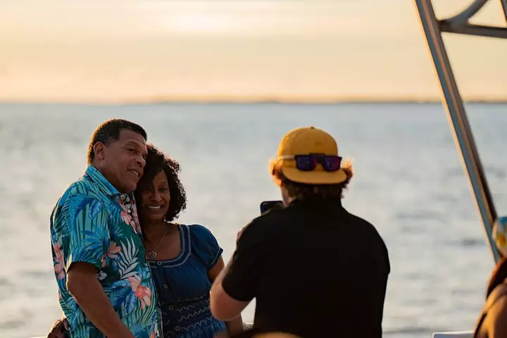 Historical Dinner Cruise to Kealakekua Bay