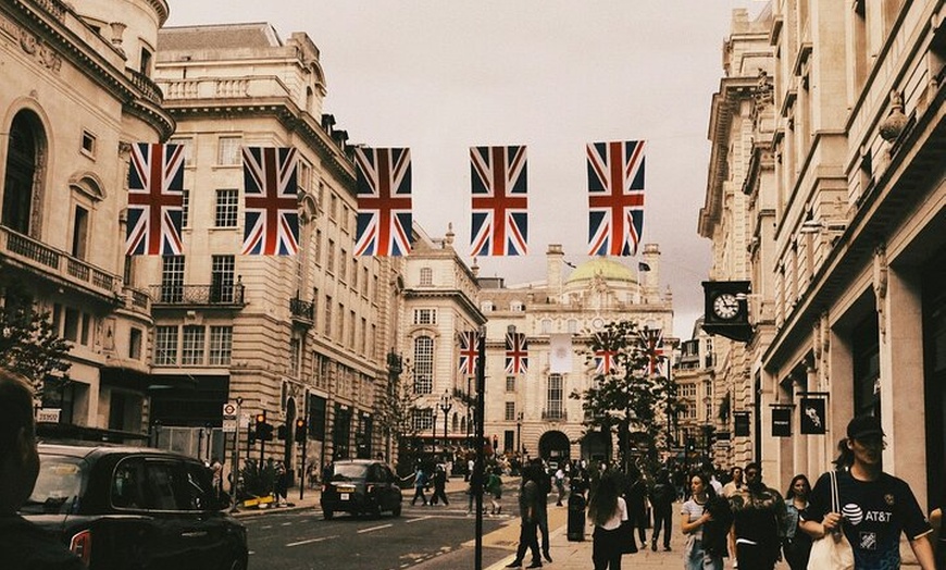 Image 16: Hike London (2-part tour with Borough Market Lunchbreak)