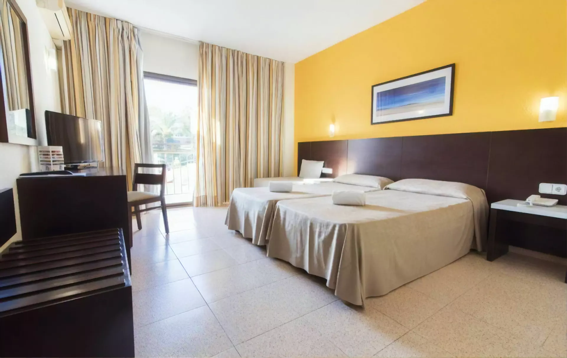 ✈ IBIZA | Sant Antoni de Portmany - Azuline Hotel Mar Amantis & II ...