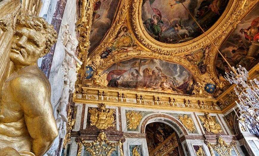 Image 5: Visite de Versailles en petit groupe au départ des jardins du châte...