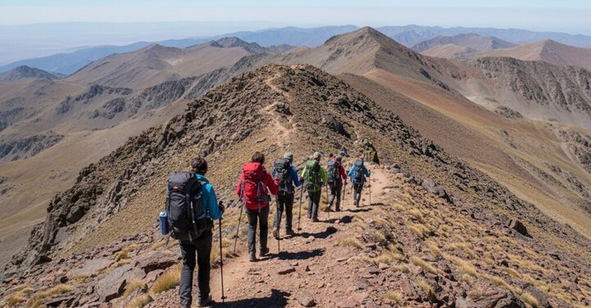 Ascenso guiado al Pico Mulhacén desde Córdoba