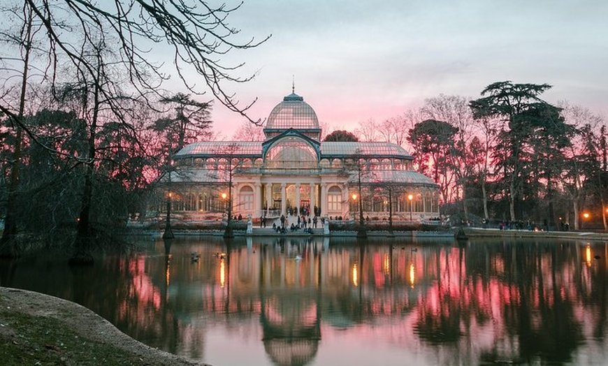 Image 7: Los Destacados de Madrid en Segway y Visita al Parque del Retiro