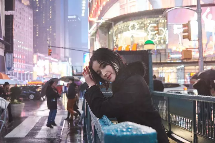 Private New York City Walking Tour with Photo Shoot