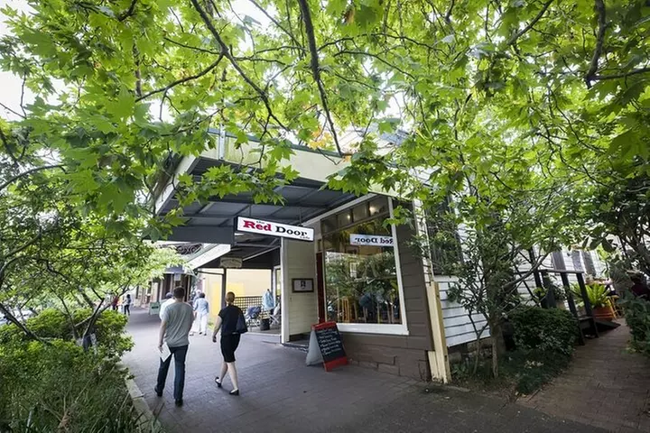 Blue Mountains Sunset Nature-based & Waterfall Tour from Sydney