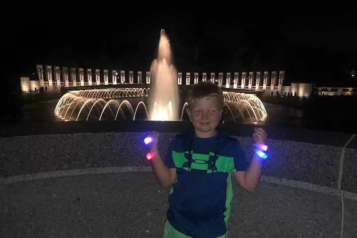 DC Night Tour With Magic LED- Pick Up/Drop, Snacks, LED Bracelets