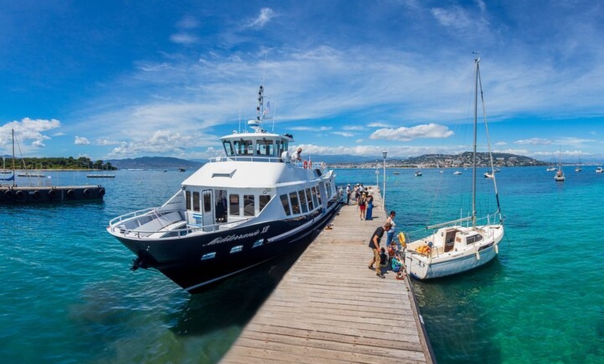 Image 32: Ferry depuis Cannes jusqu'à l'île Sainte-Marguerite