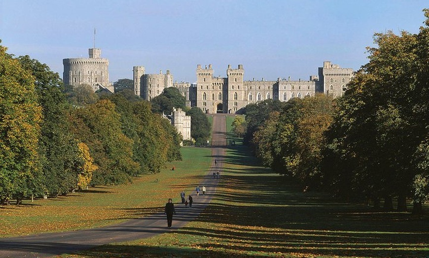 Image 13: Windsor Castle, Stonehenge & Roman Baths Private Tour